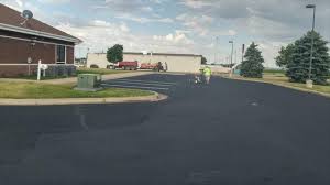 Why Choose Us For All Your Driveway Paving Needs in Thornton, IL?